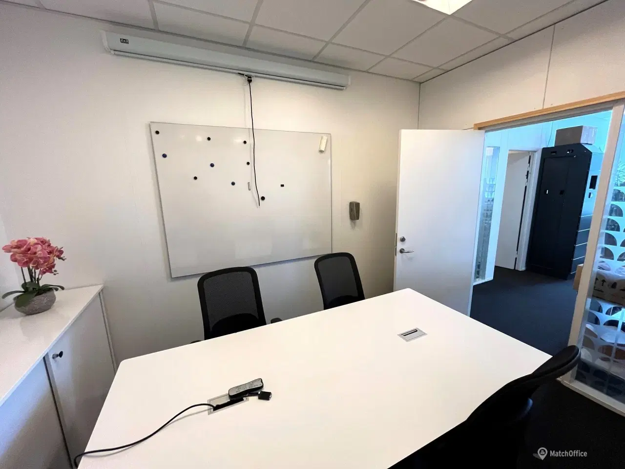 Billede 13 - Fint kontorlejemål med egne faciliteter