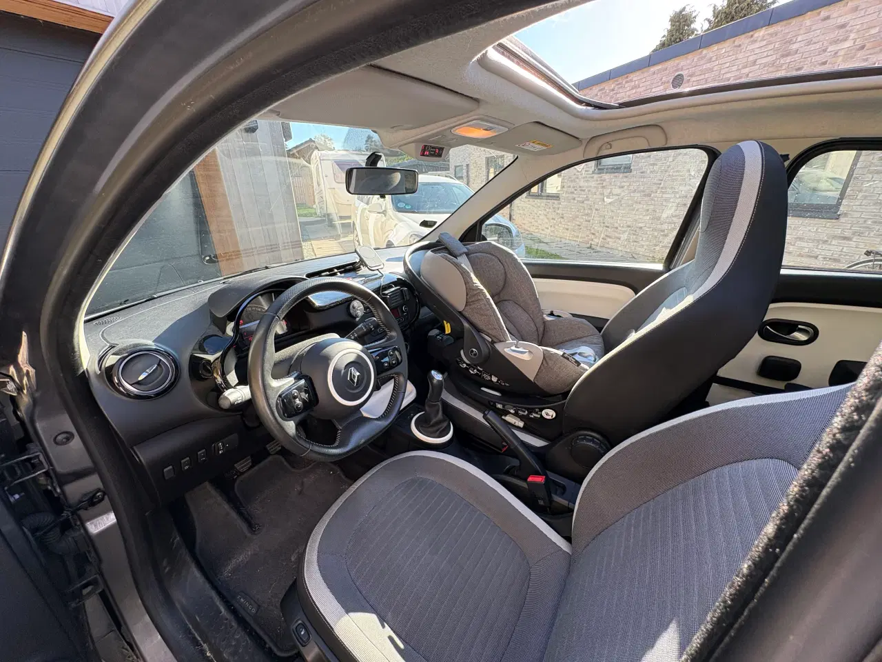 Billede 3 - Renault Twingo cabriolet 82000 km, renault-service