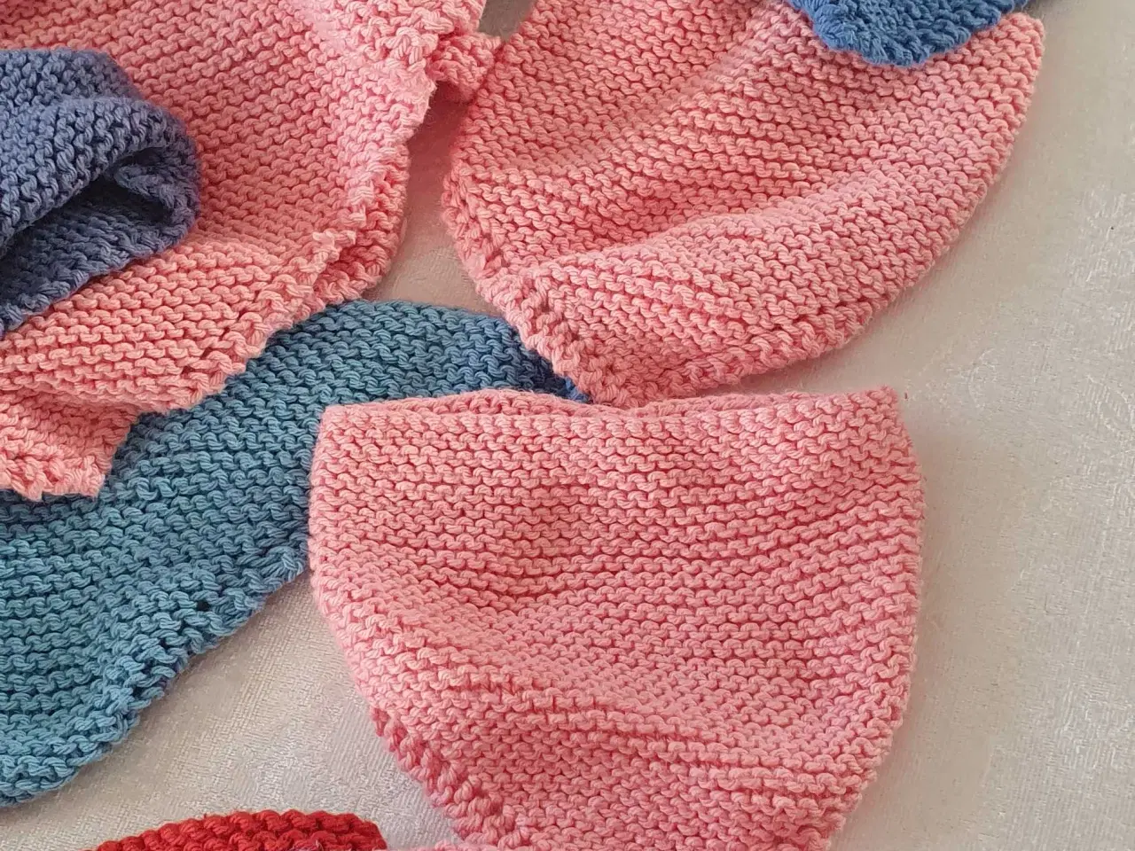 Billede 4 - Hagesmæk hjemmestrikket bomuld