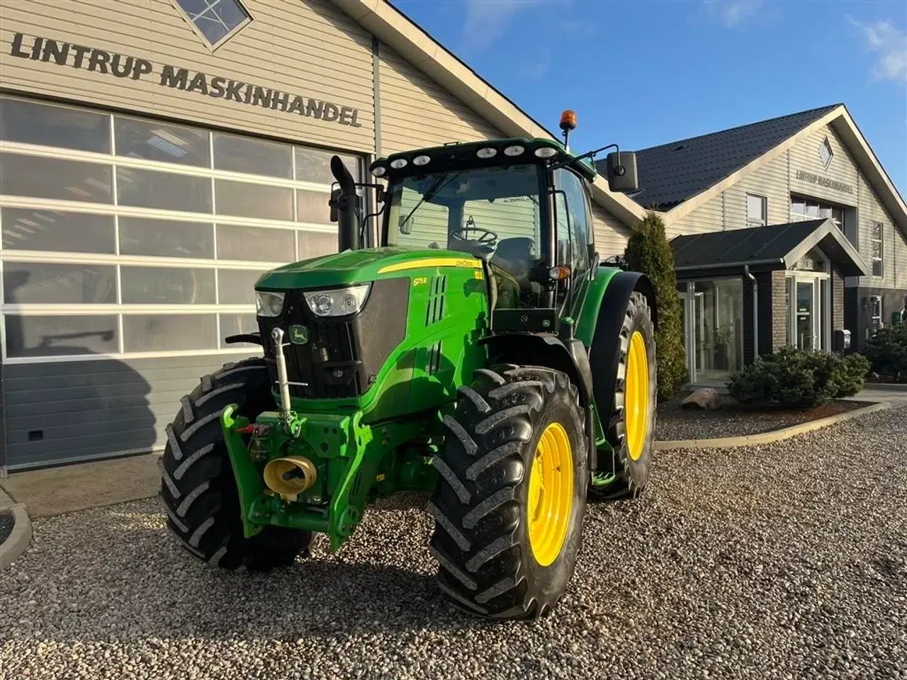 Billede 2 - John Deere 6175R Med frontlift og frontPTO