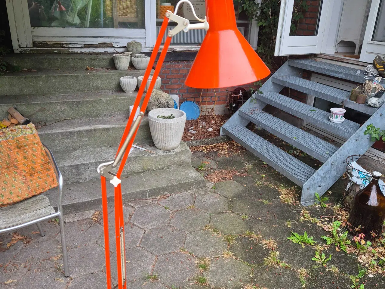 Billede 11 - Orange arkitektlampe med et rødligt strejf 