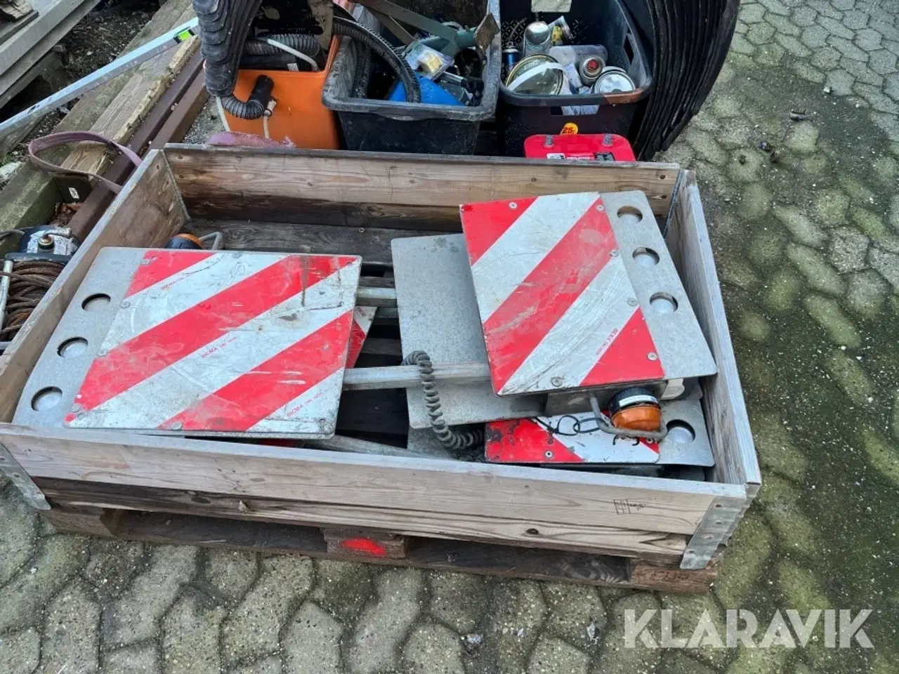 Billede 1 - Udtræksskilte til lastbil 4 styk