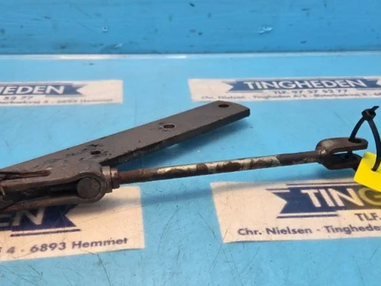 Billede 6 - Massey Ferguson 690 Bremsestang 1679679M92