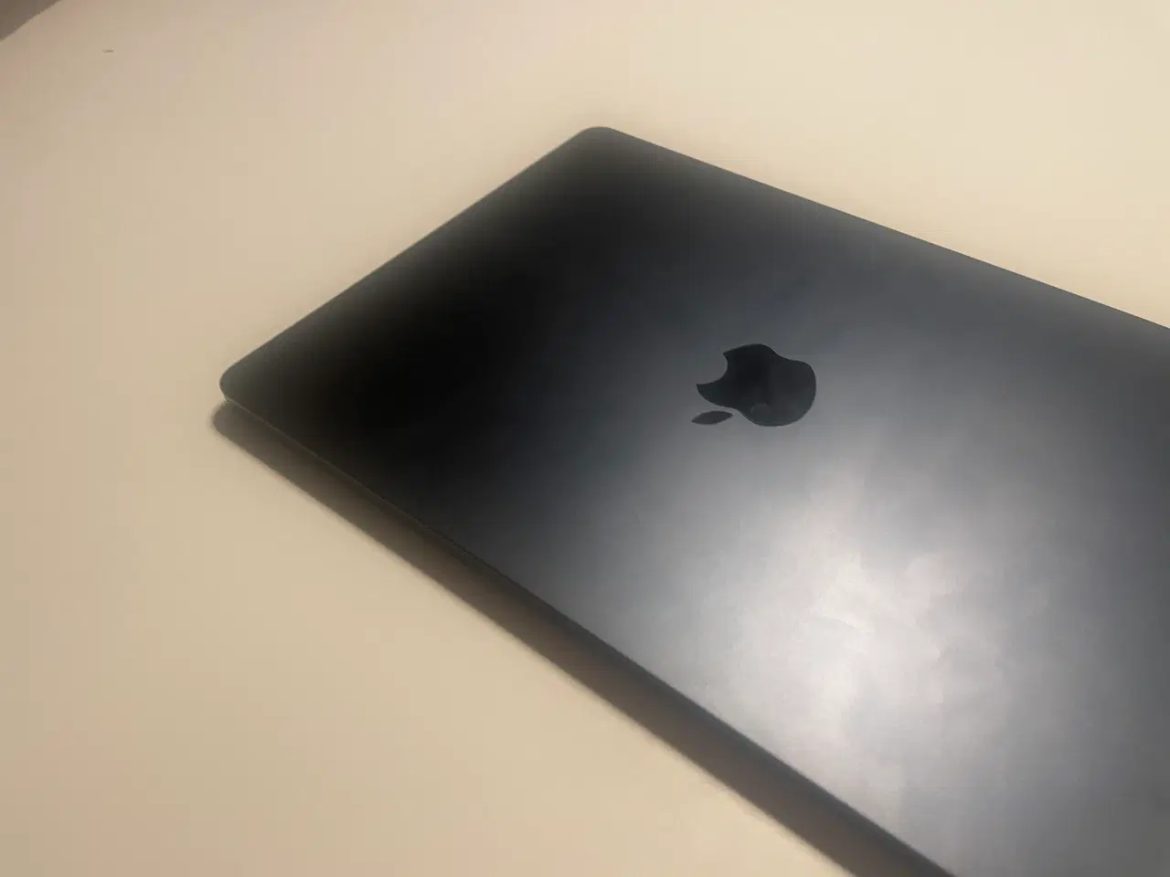 Billede 1 - MacBook Air m2 (helt ny) 
