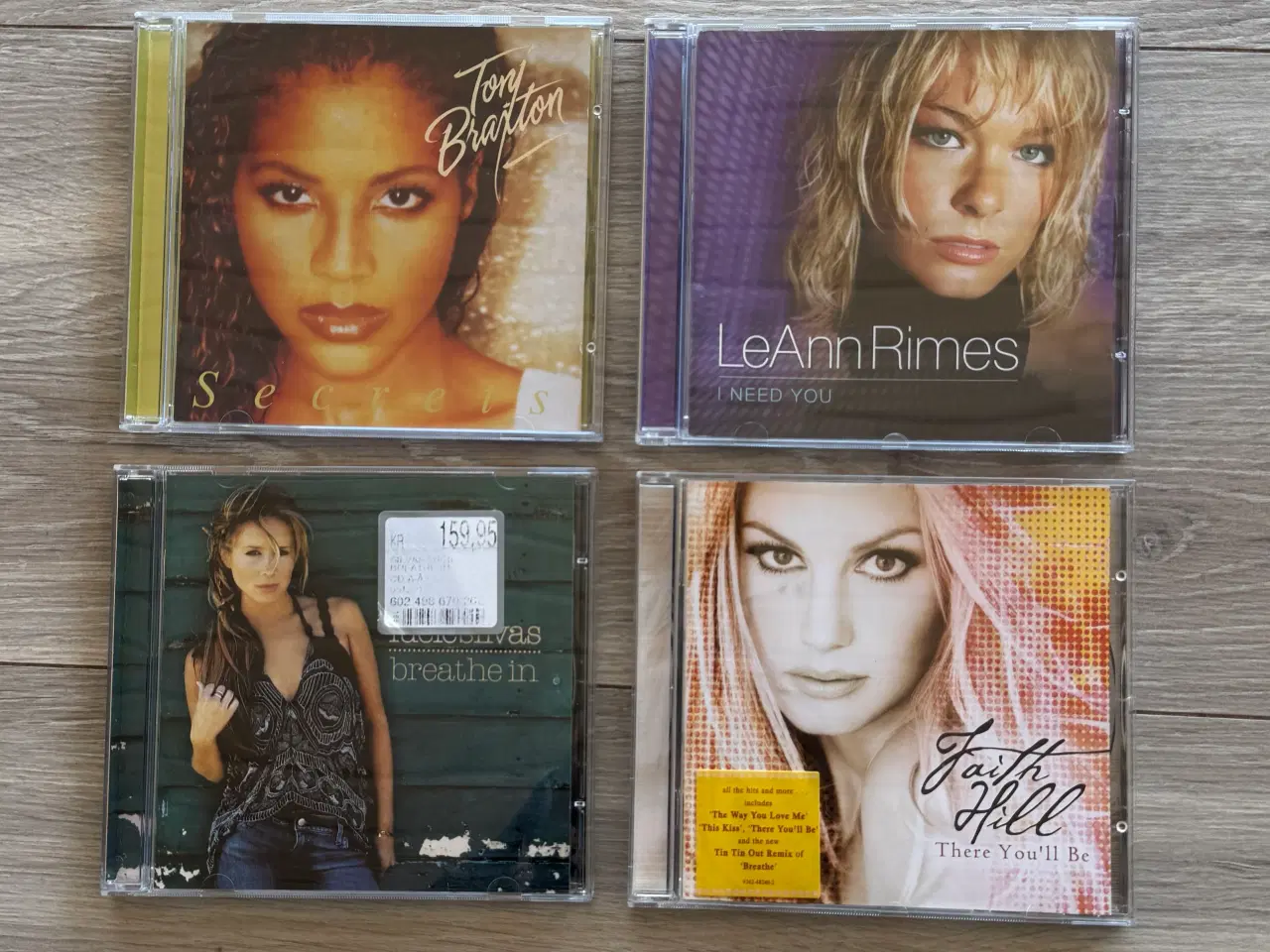 Billede 1 - TONY BRAXTON, LEANN RIMES, LUCIE SILVAS, FAITH HIL