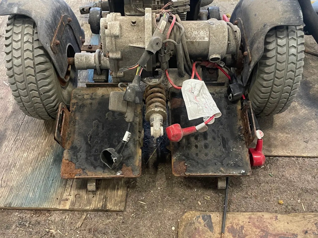 Billede 4 - Reservedele