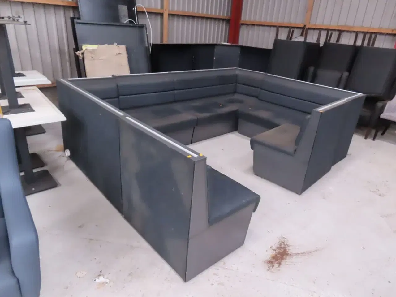 Billede 1 - Loungesofaer til fastmontering (indbygget LED Lys)
