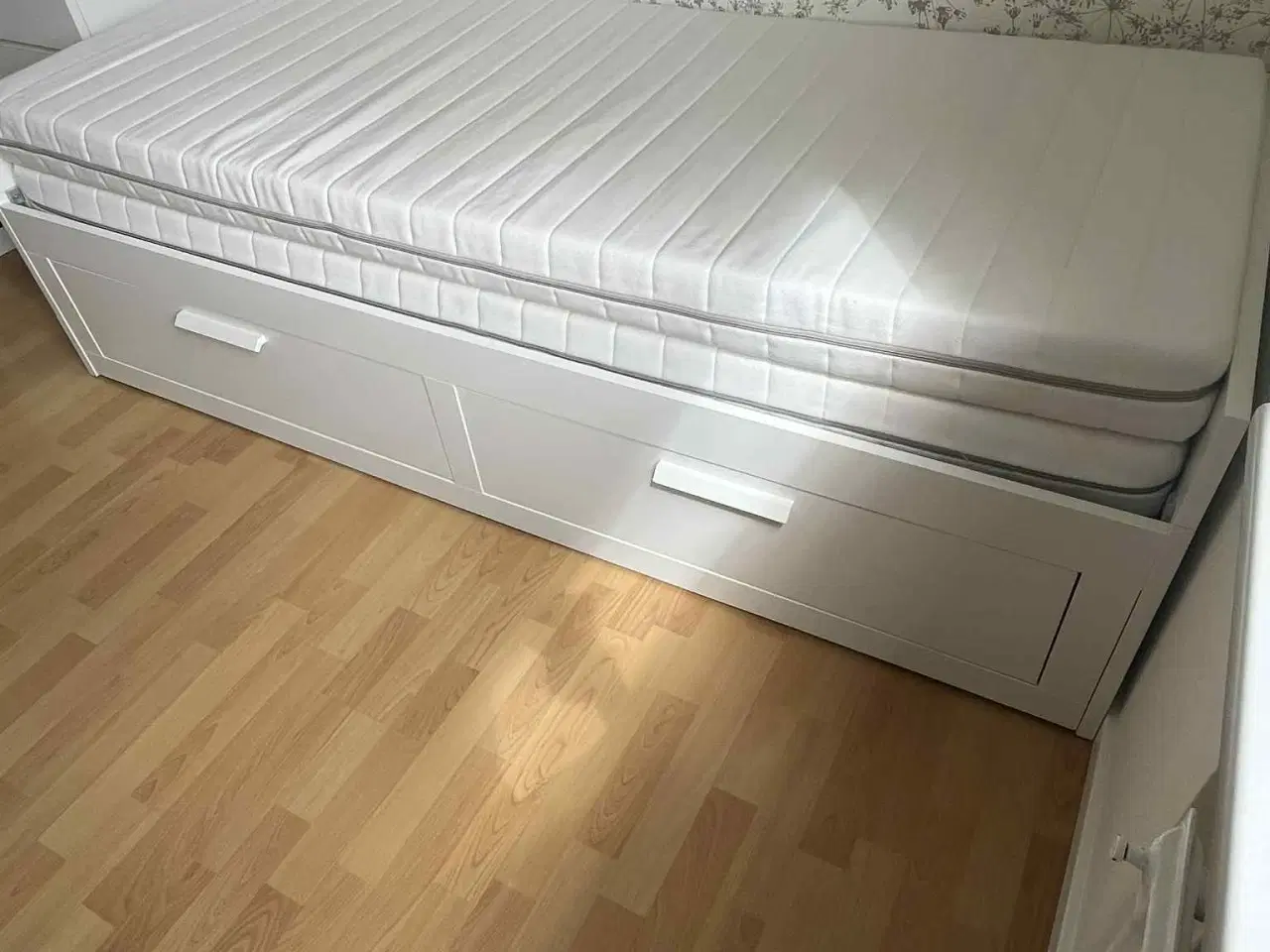 Billede 7 - Seng incl. madrasser 