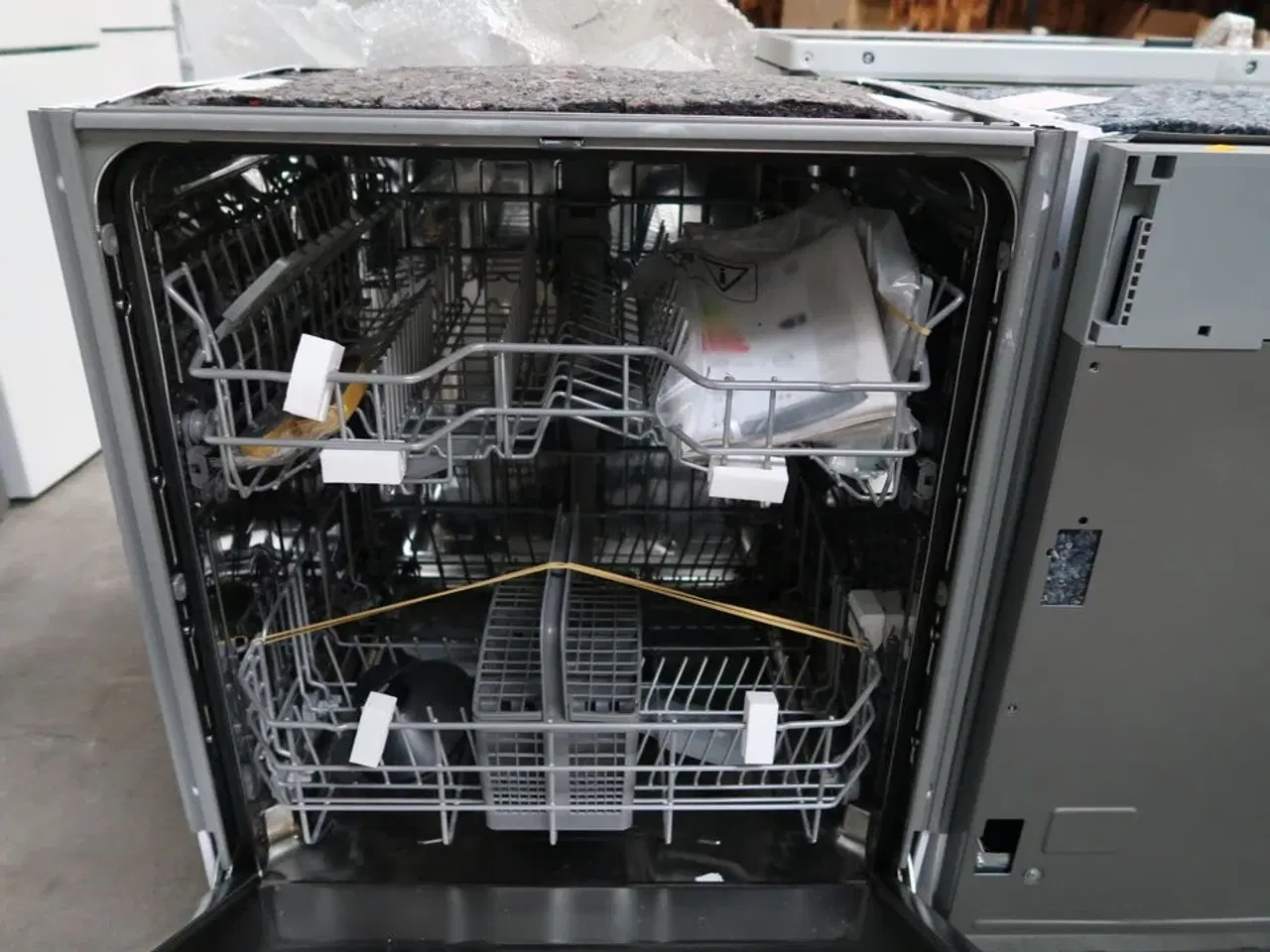 Billede 3 - Opvaskemaskine GRAM OMI 60-08/1