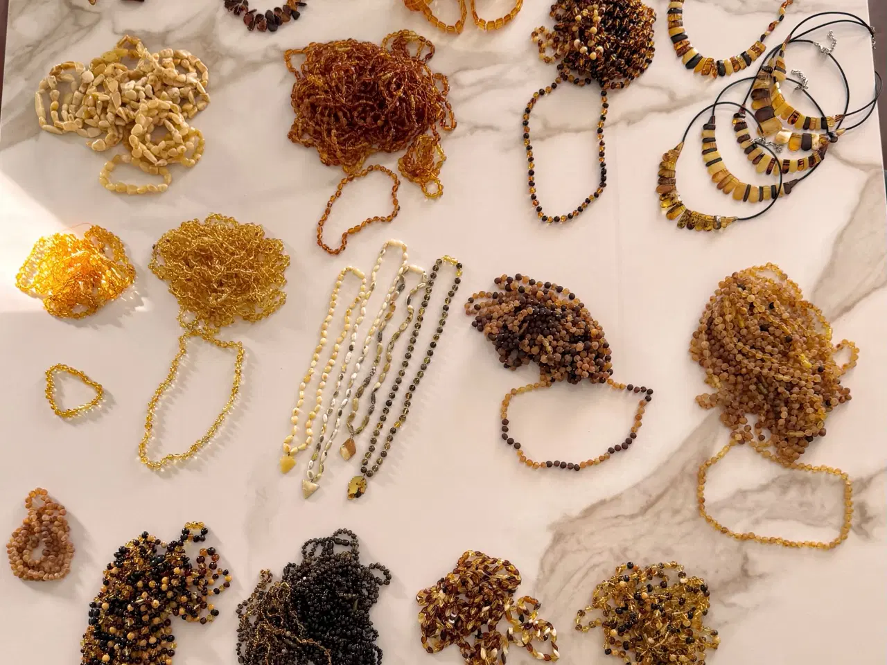 Billede 19 - For mange ravfarver, specialstykker og håndlavede