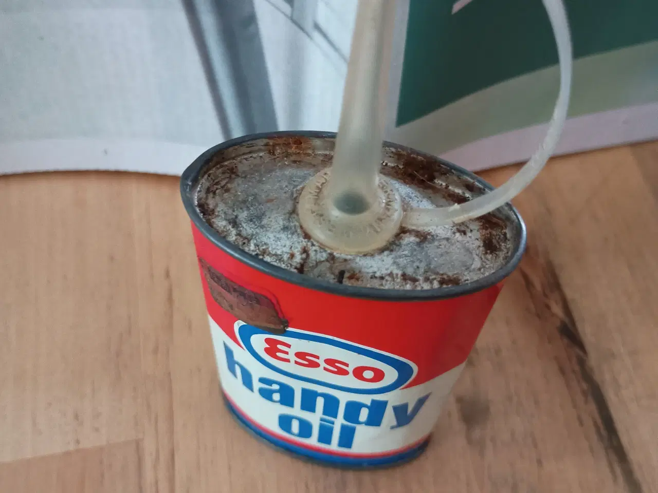 Billede 5 - Esso handy oil dåse.