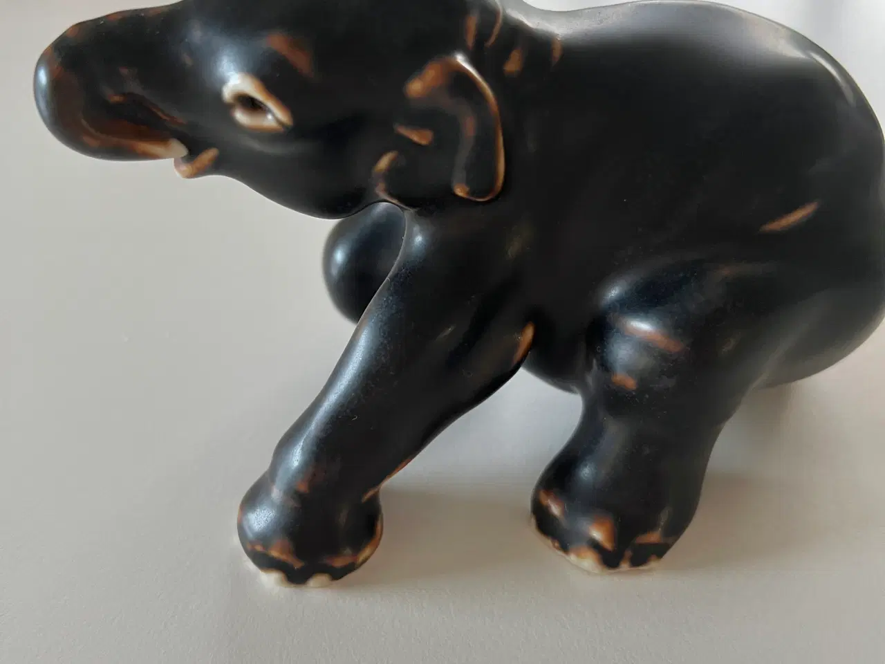 Billede 4 - Kongelig figur, elefant unge