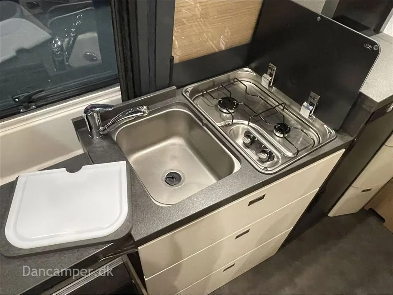 Billede 26 - 2025 - Carthago Van Genius 641 LE MB   GENIAL Carthago Van Genius 641 LE 170 Hk - 9 trin G-Tronic automatgear