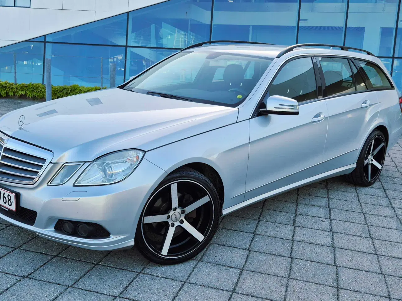 Billede 1 - Mercedes E 220 CDI pæn velholdt fuld service parti