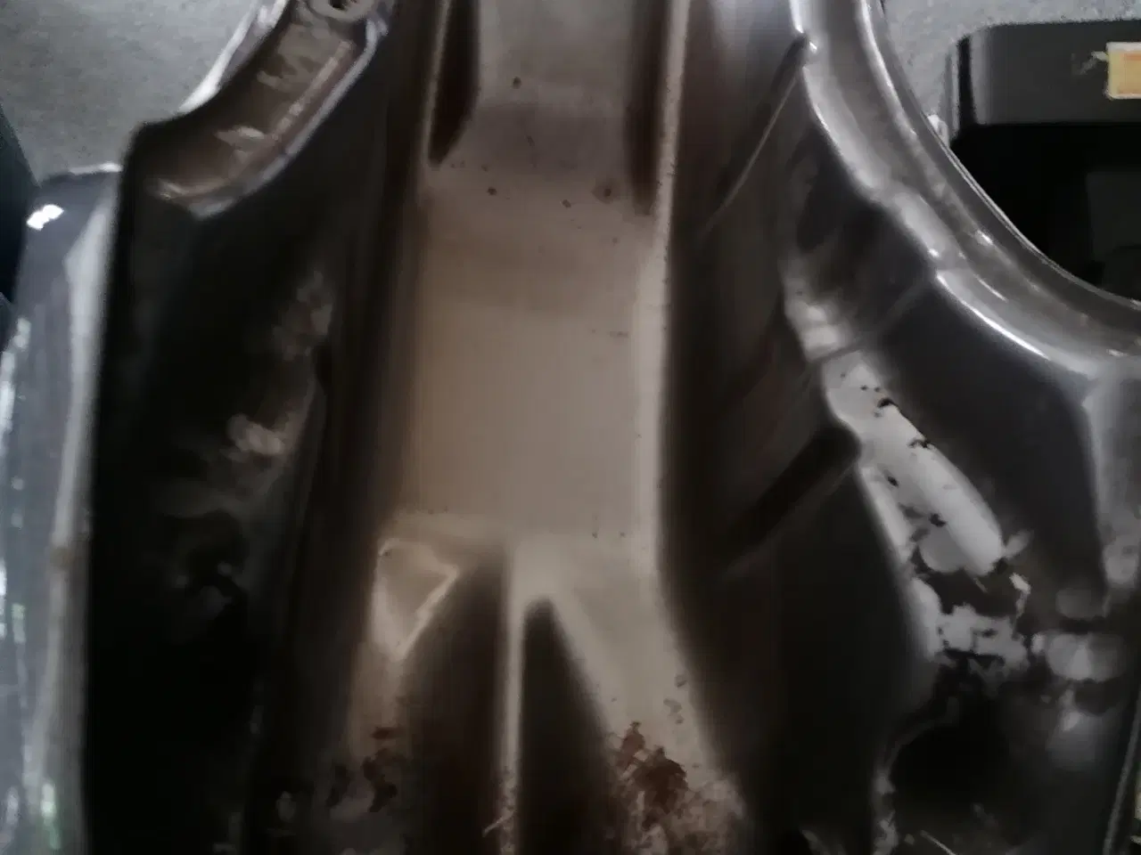 Billede 5 - Tank Yamaha XZ 550 grå , samt reservedele ( Se %)