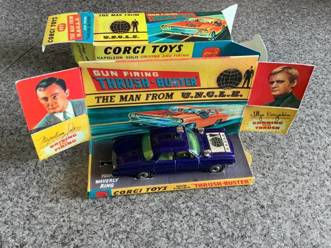 Billede 6 - Corgi Toys No. 497 Oldsmobile Super 88 U.N.C.L.E.