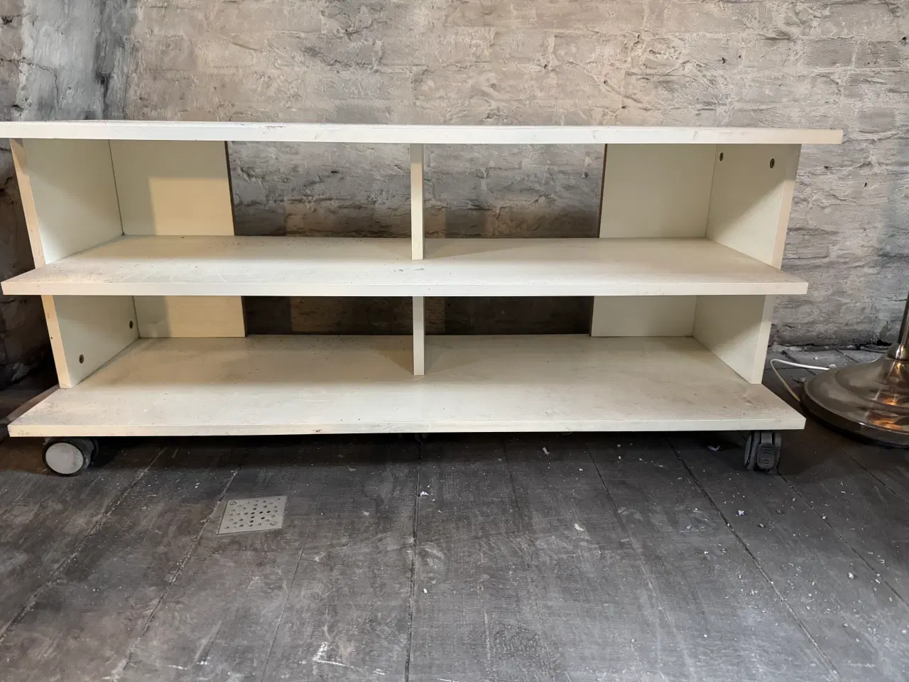 Billede 3 - TV bord ikea