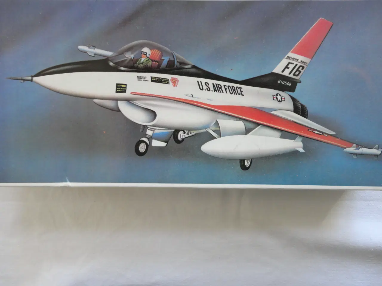 Billede 4 - F 16 - Model Fly  :