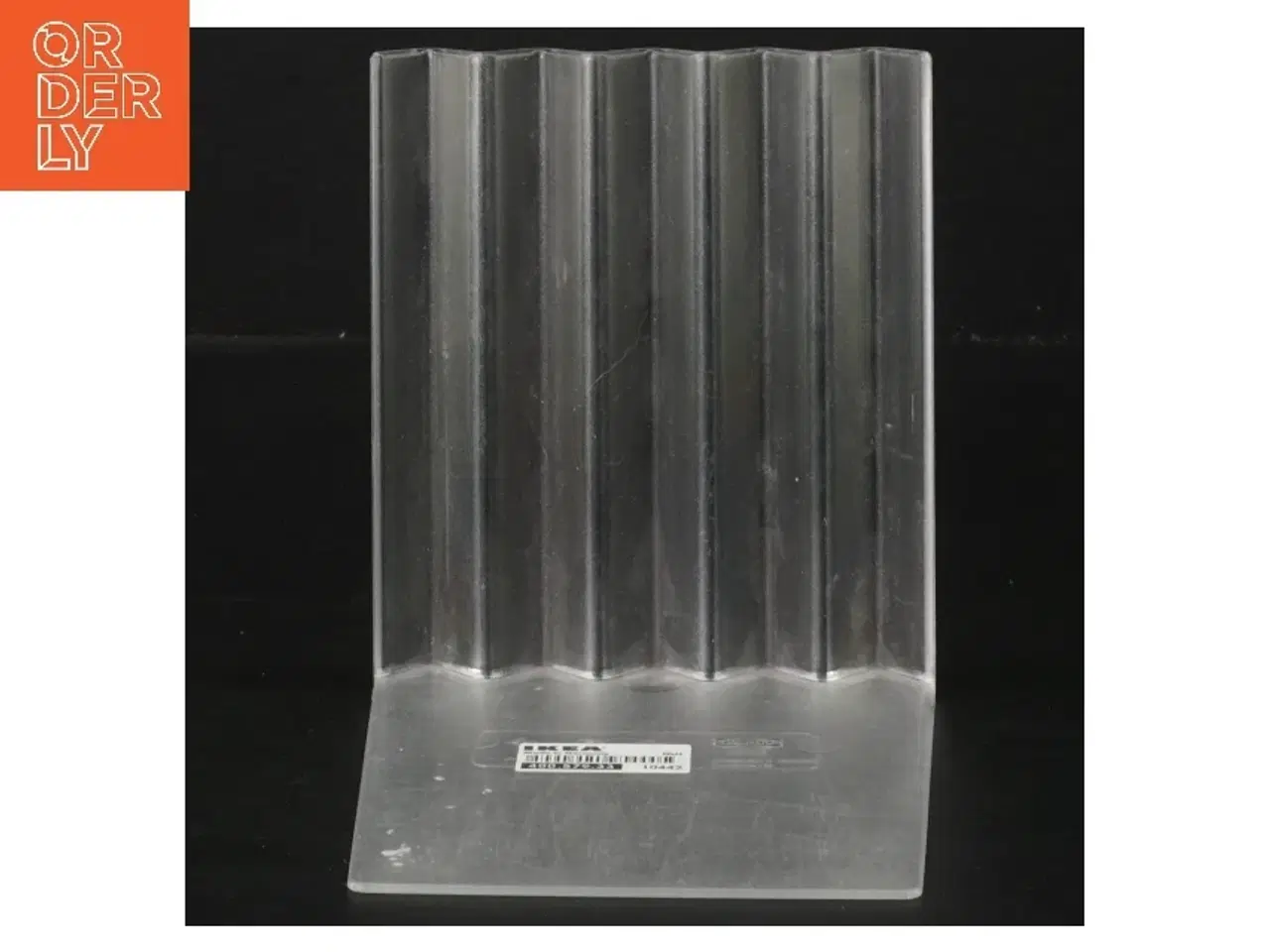 Billede 1 - Klar bogstøtte fra IKEA (str. 12x10,5 cm)