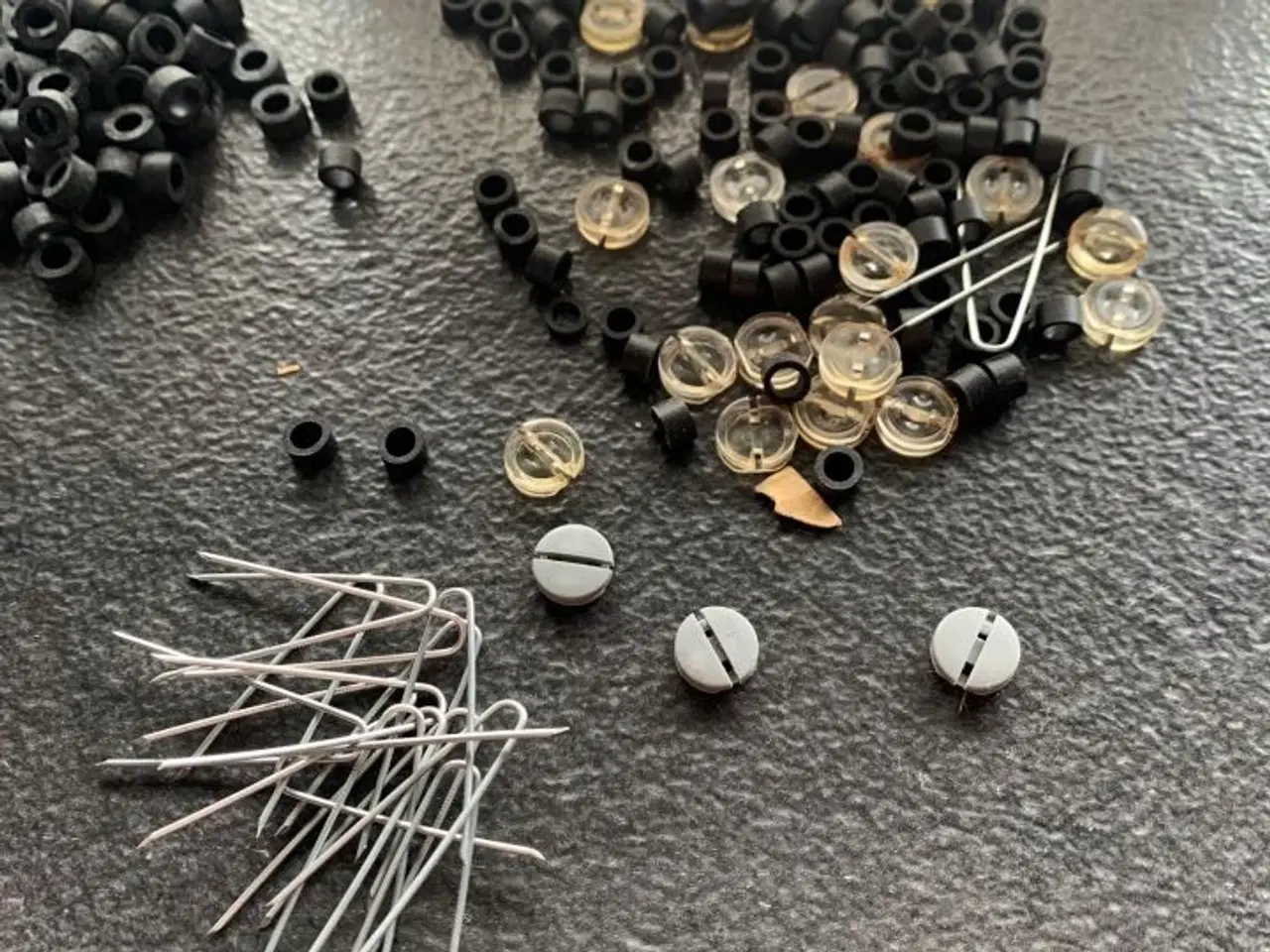 Billede 1 - Diverse fra nedlagt systue