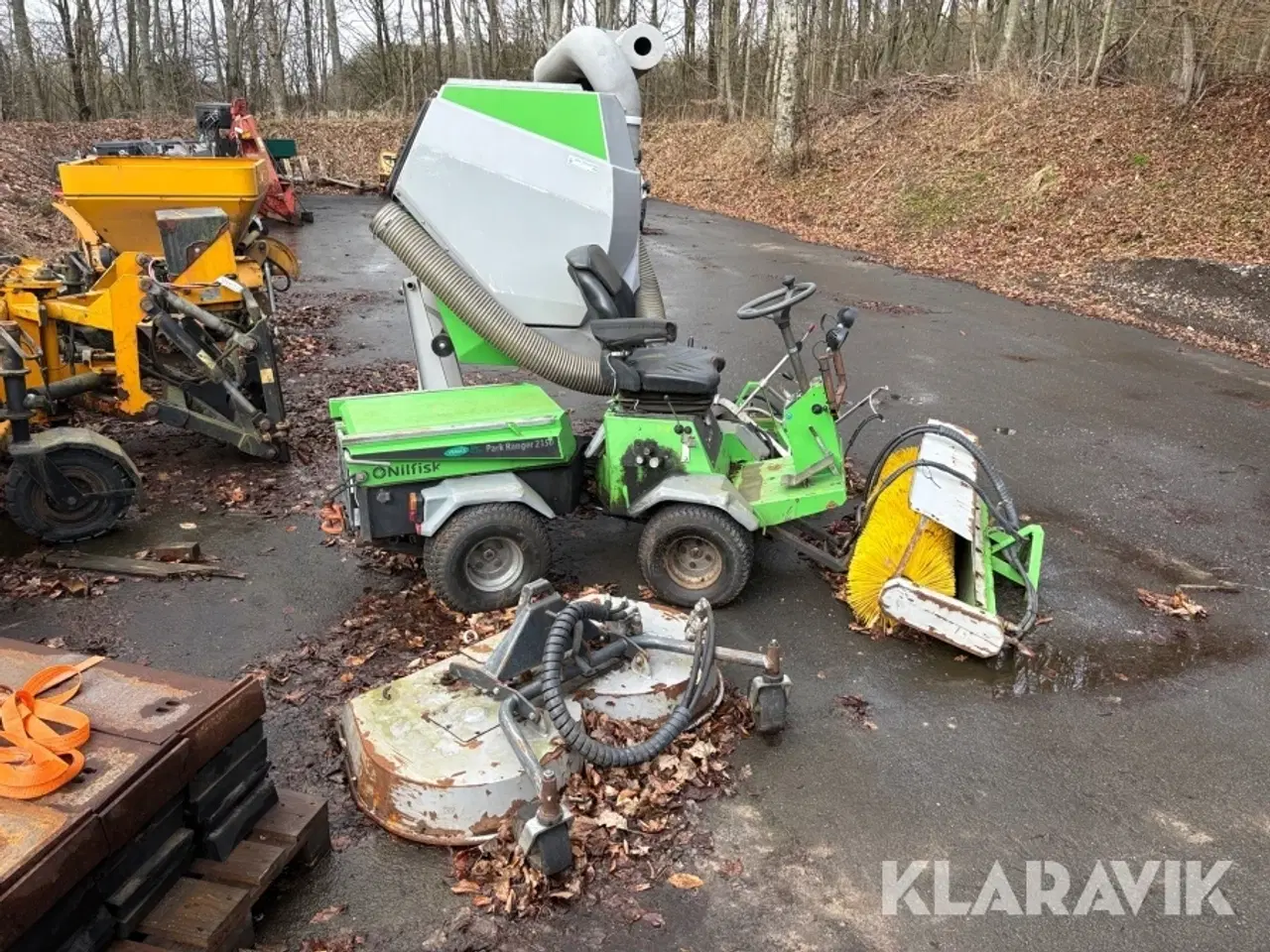 Billede 4 - Redskabsbærer Egholm Park Ranger 2150 med tilbehør