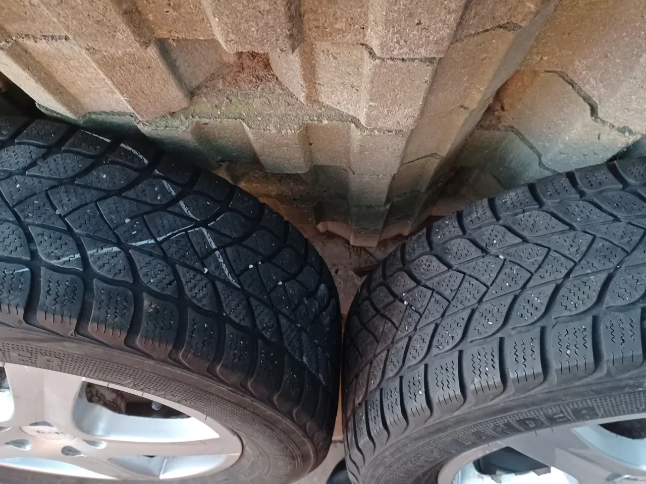 Billede 3 - Peugeot / Citroen alufælge med vinterdæk.