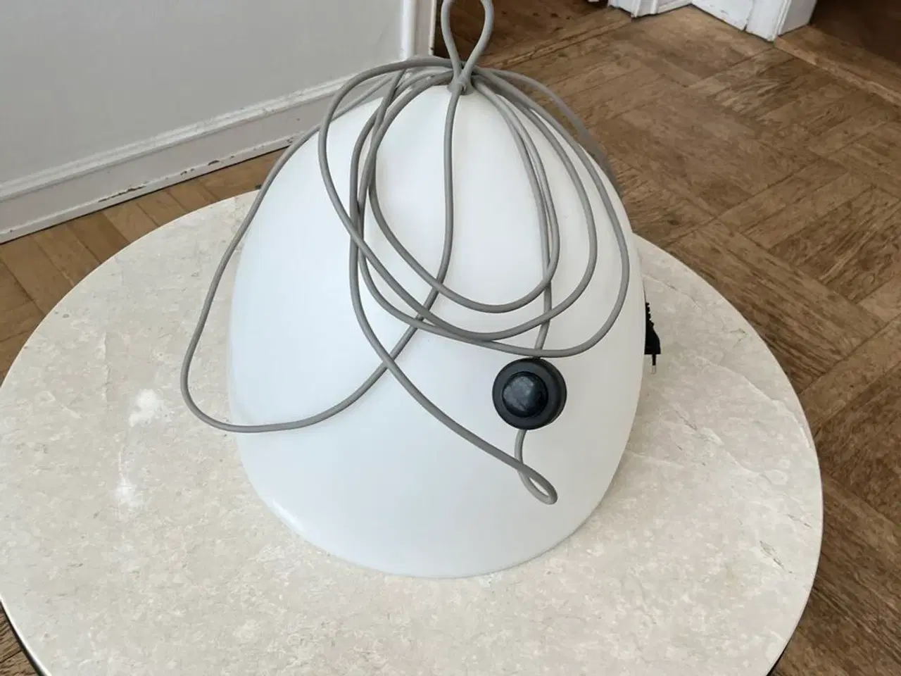 Billede 2 - Pendel Lampe  FRITZ HANSEN LIGHT YEARS 4038