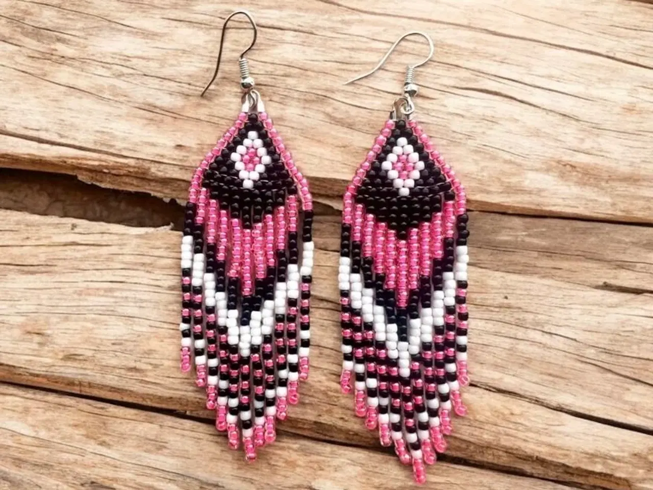 Billede 3 - Grønlandske øreringe, håndlavede 