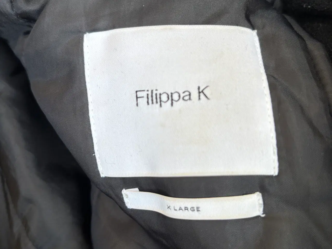 Billede 3 - Sort jakke str xl fra Filippa k