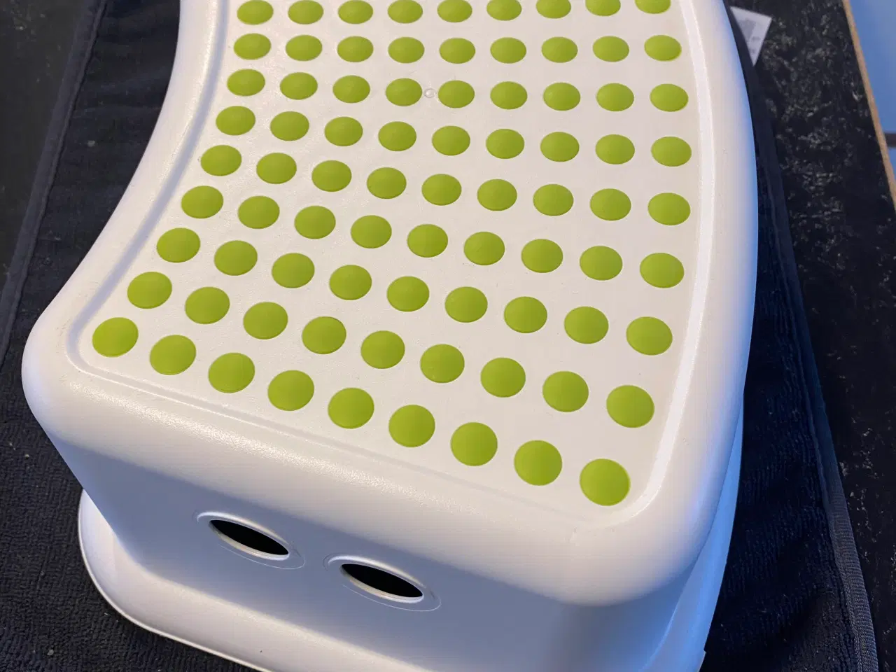 Billede 1 - Skridsikker skammel grøn/hvid