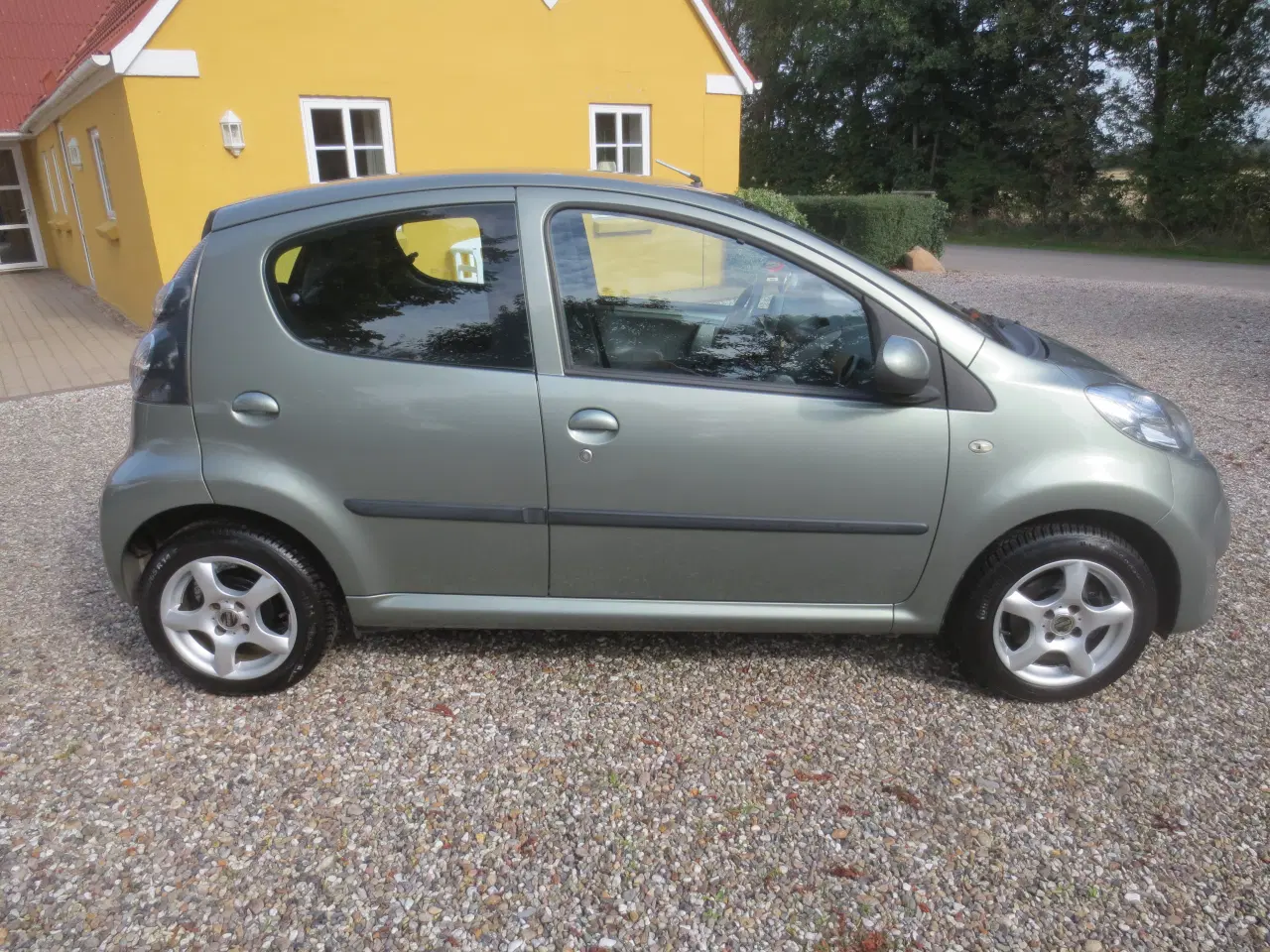 Billede 4 - Citroen C 1 1.0 i År 2011. Nysynet. 