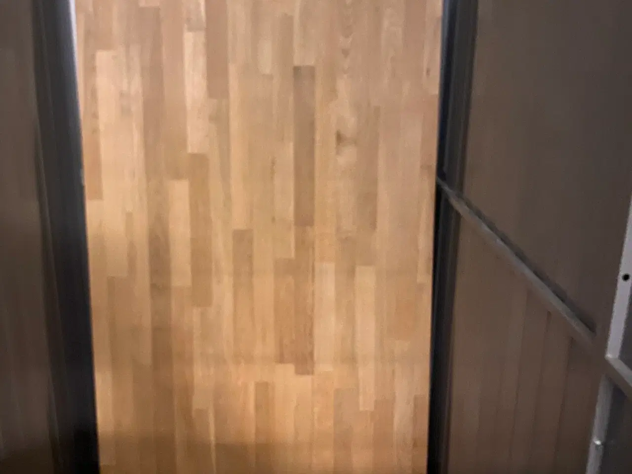 Billede 1 - Spisebord og skænk i massiv egetræ