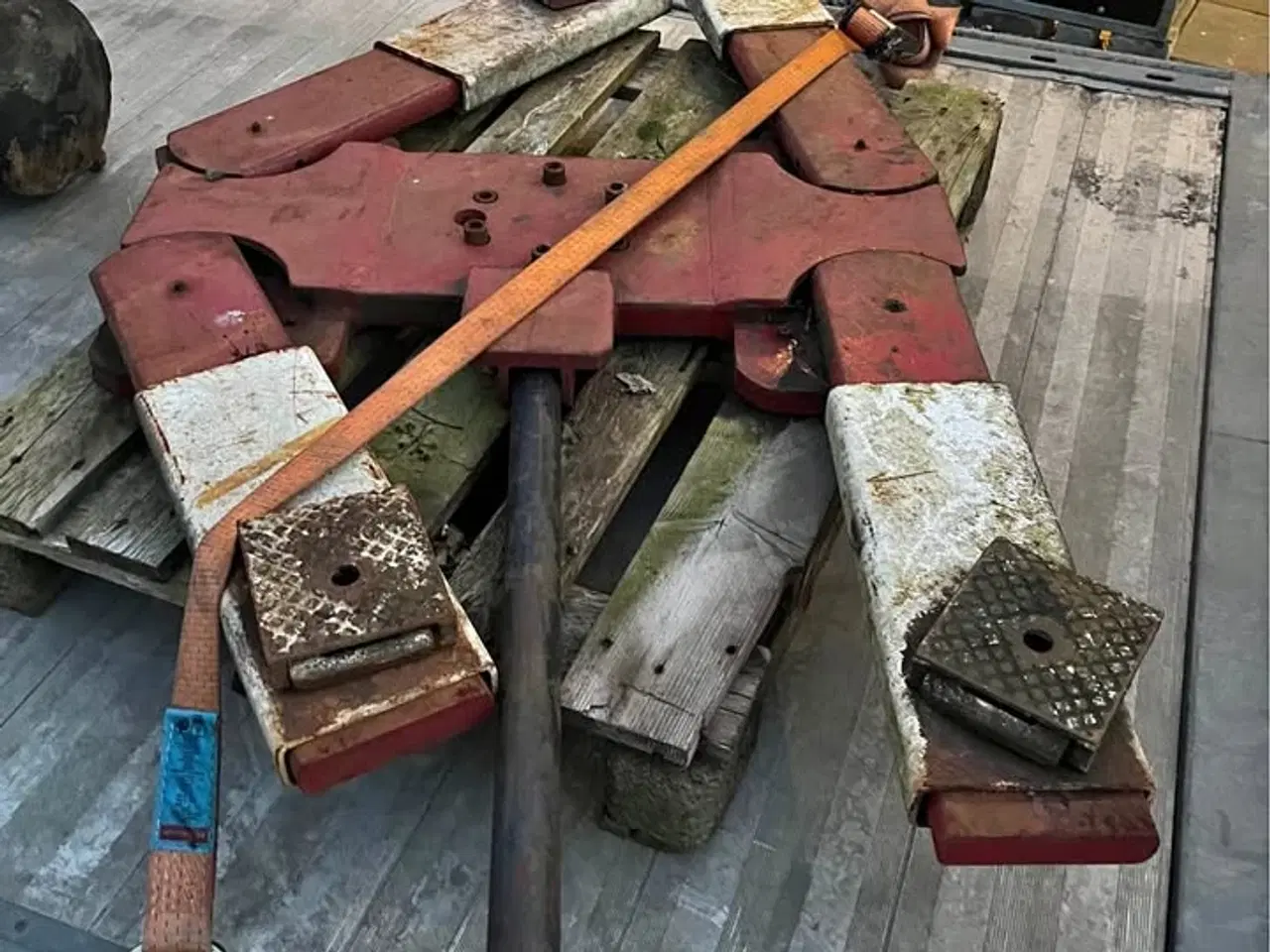 Billede 1 - 1 søjlet lift med flad hoved se modelbillede