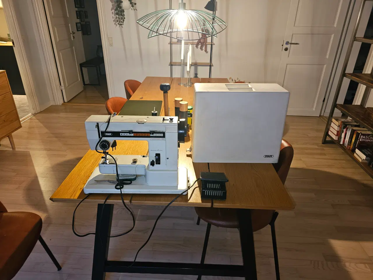 Billede 1 - Sælges: Robust og Pålidelig Pfaff HobbyMatic 607 S
