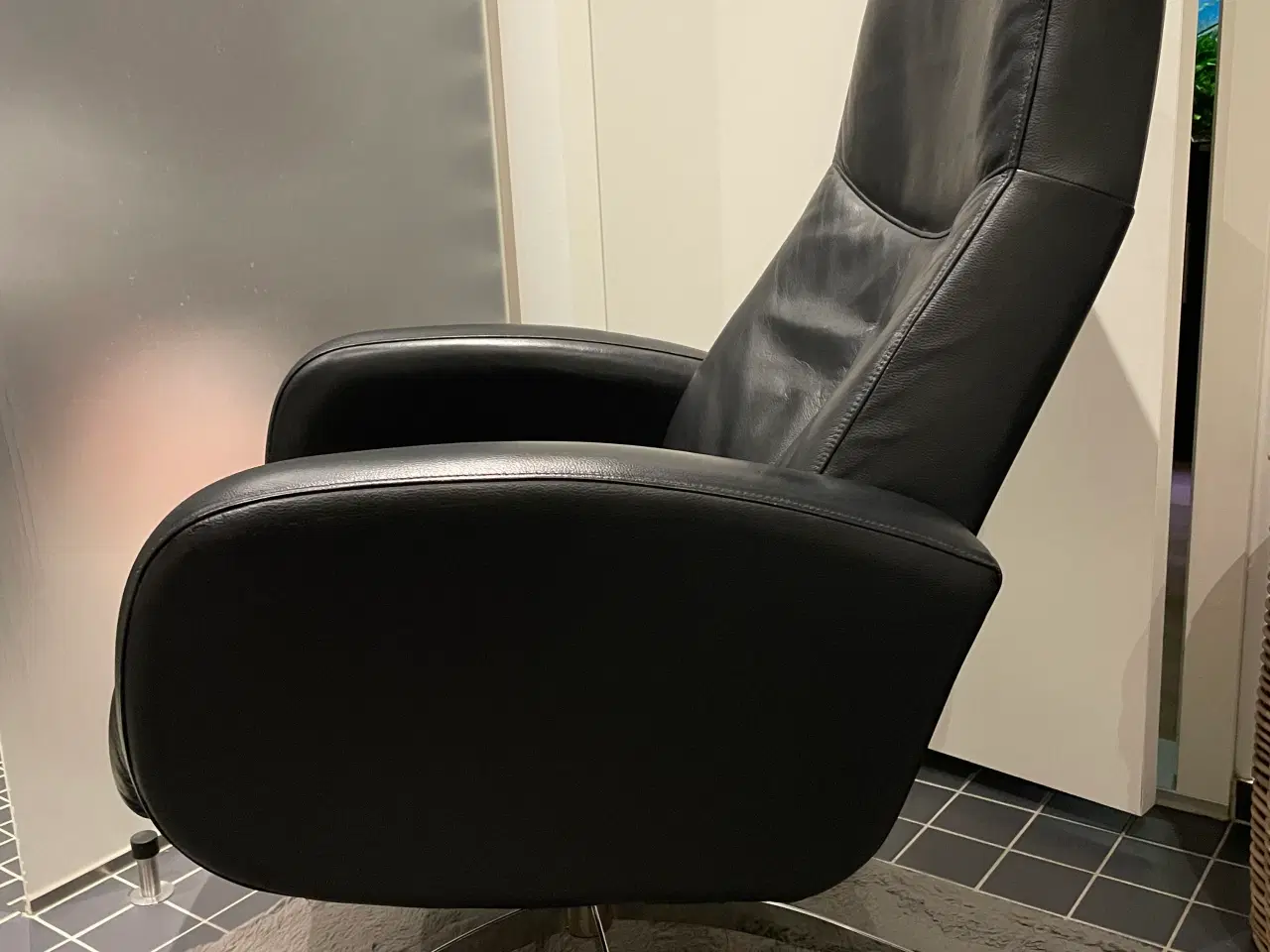 Billede 3 - Lænestol Hjort Knudsen sort læder justerbar ryglæn