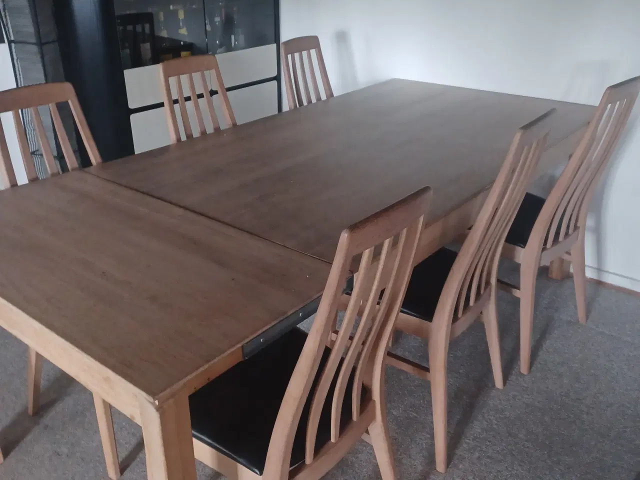Billede 1 - Casø bord og stole