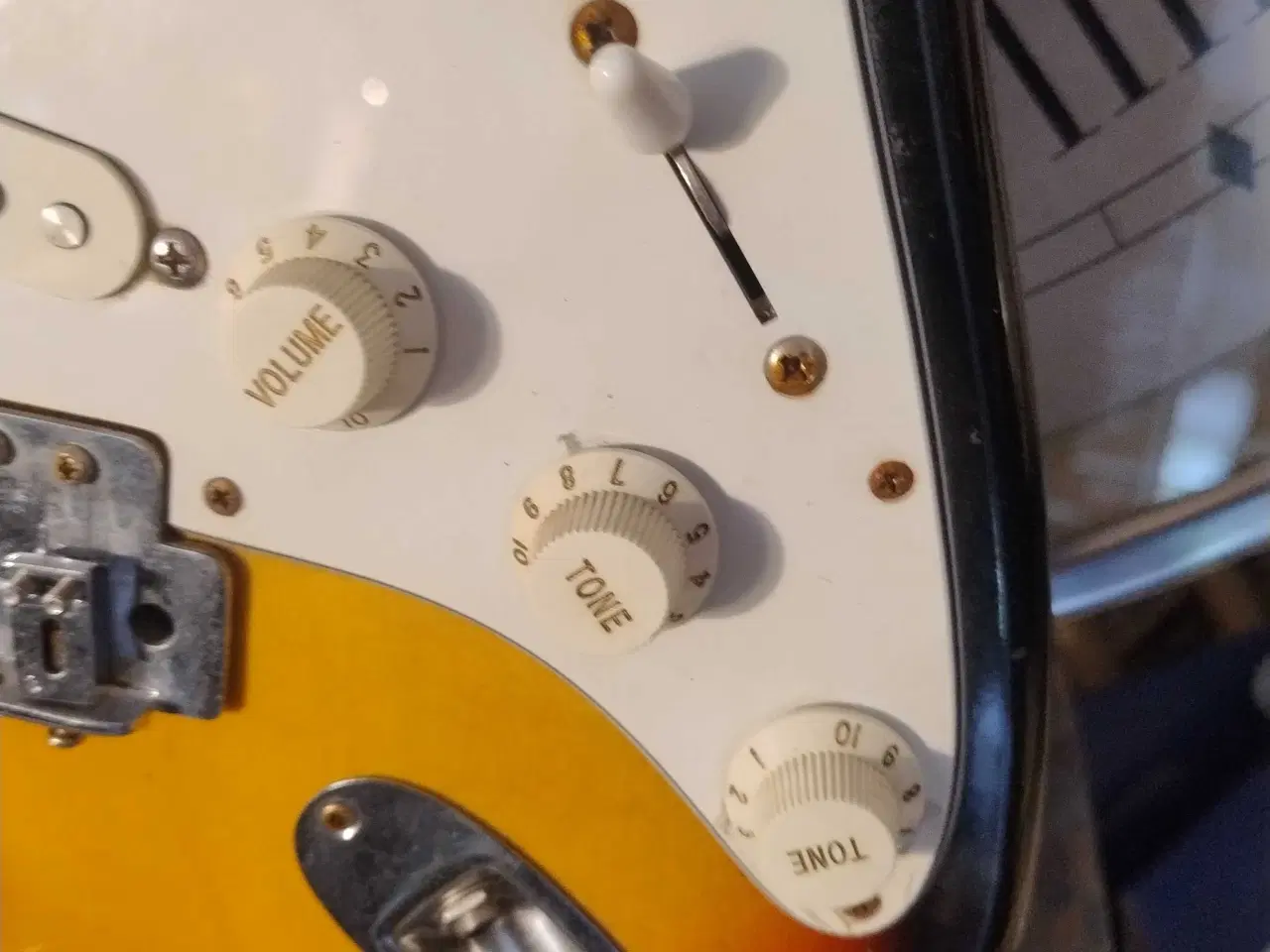 Billede 3 - Elguitar challenge kun til reservedele 