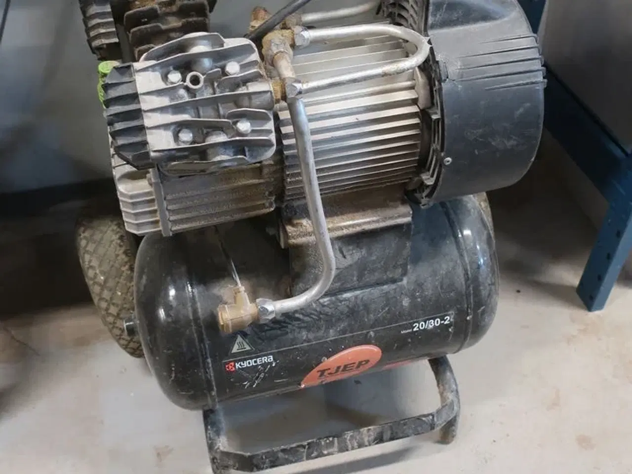 Billede 2 - Kompressor TJEP 20/30-2 med slange