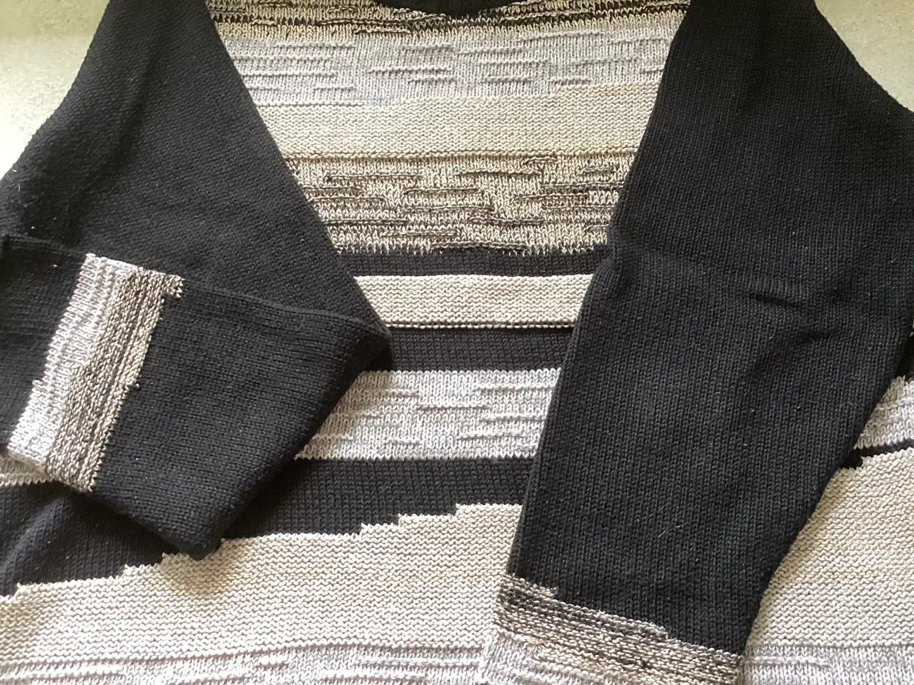 Billede 1 - Skovhuus trøje/sweater str M
