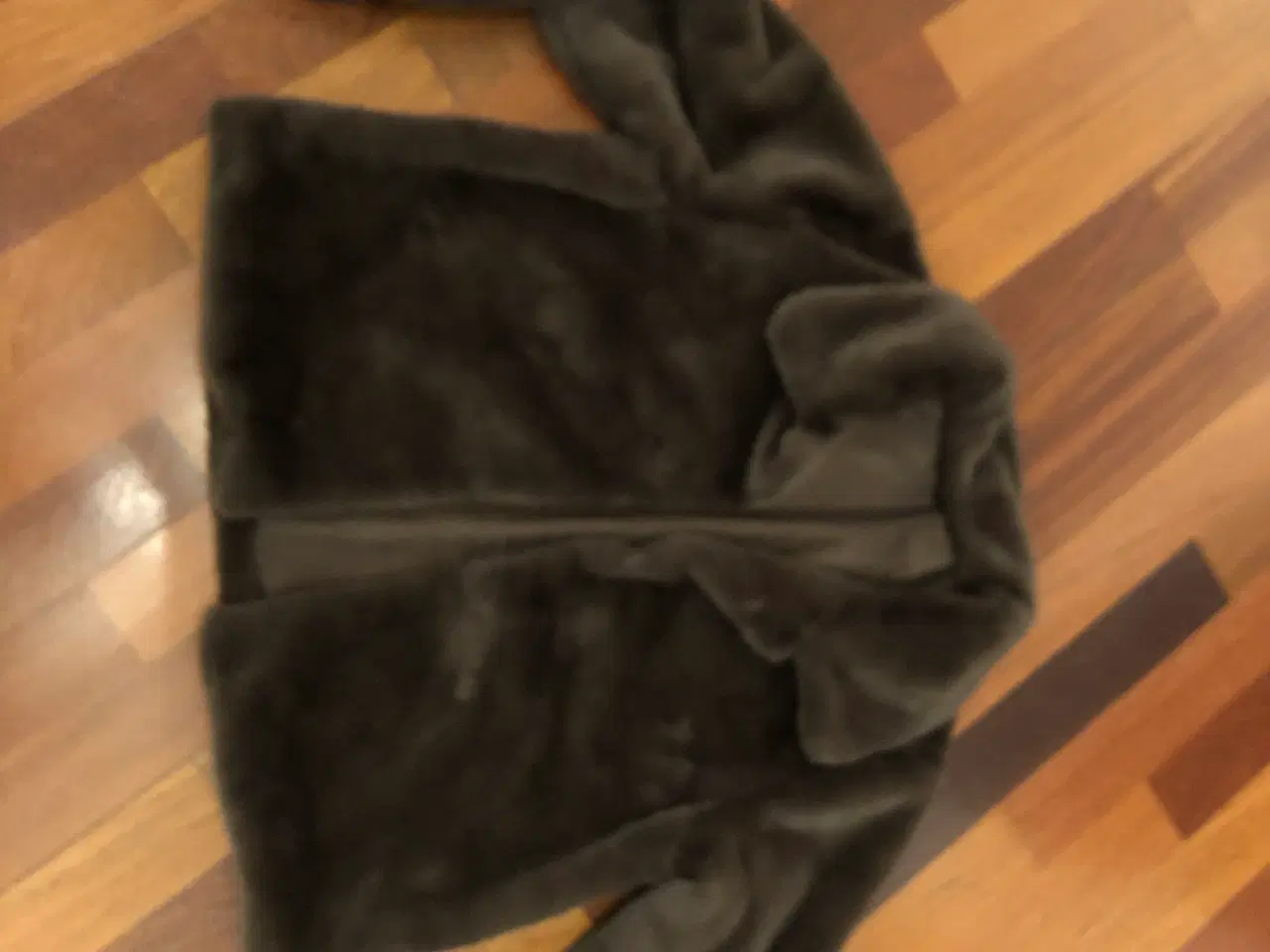 Billede 1 - Sød pels look jakke str S / M