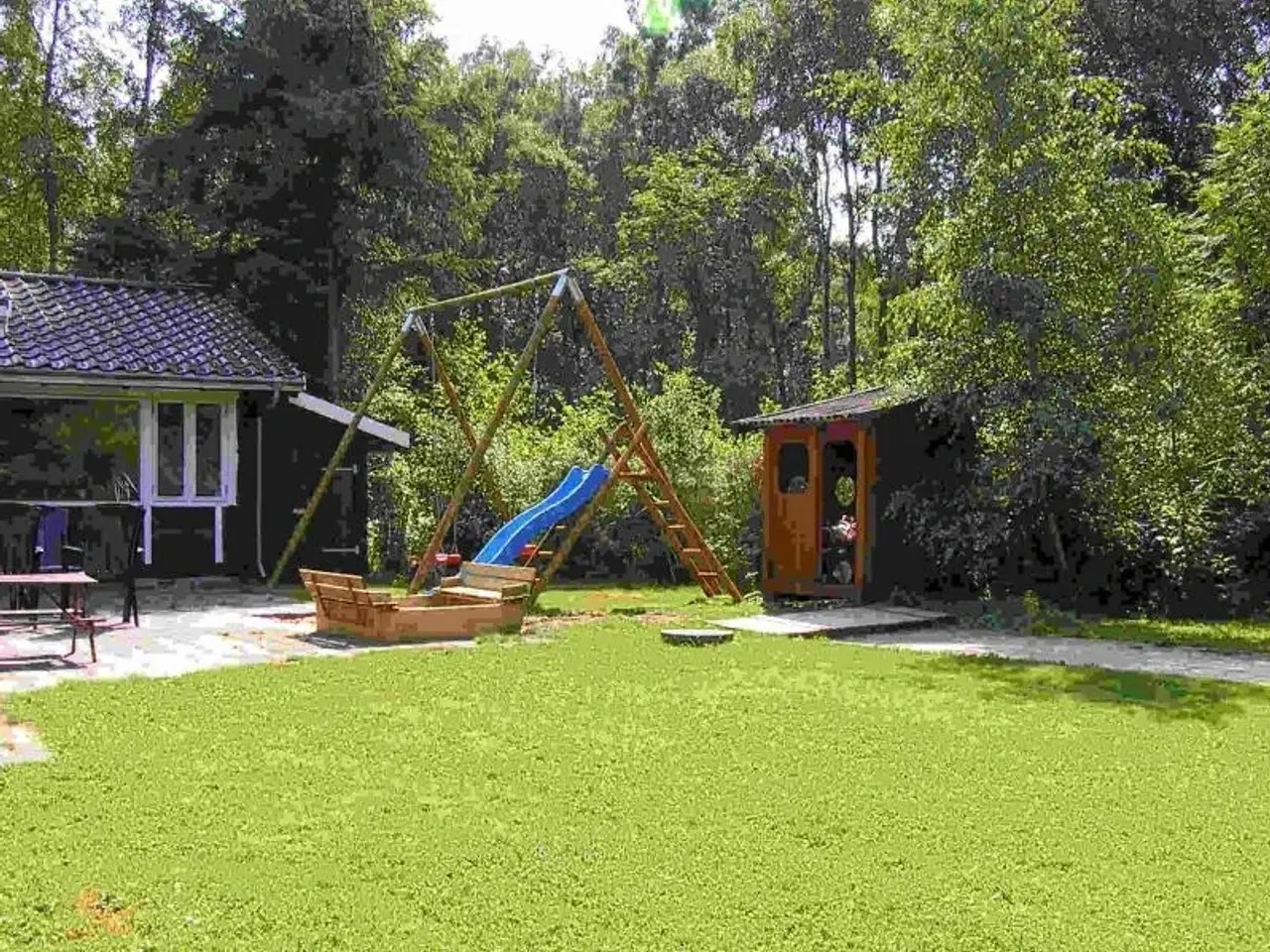 Billede 3 - Stort meget b�rne venligt sommerhus 12 personer Nordsj�lland med SPA sauna.