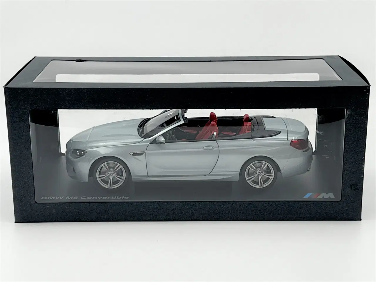 Billede 11 - 2013 BMW M6 F12 "Dealer Edition" 1:18