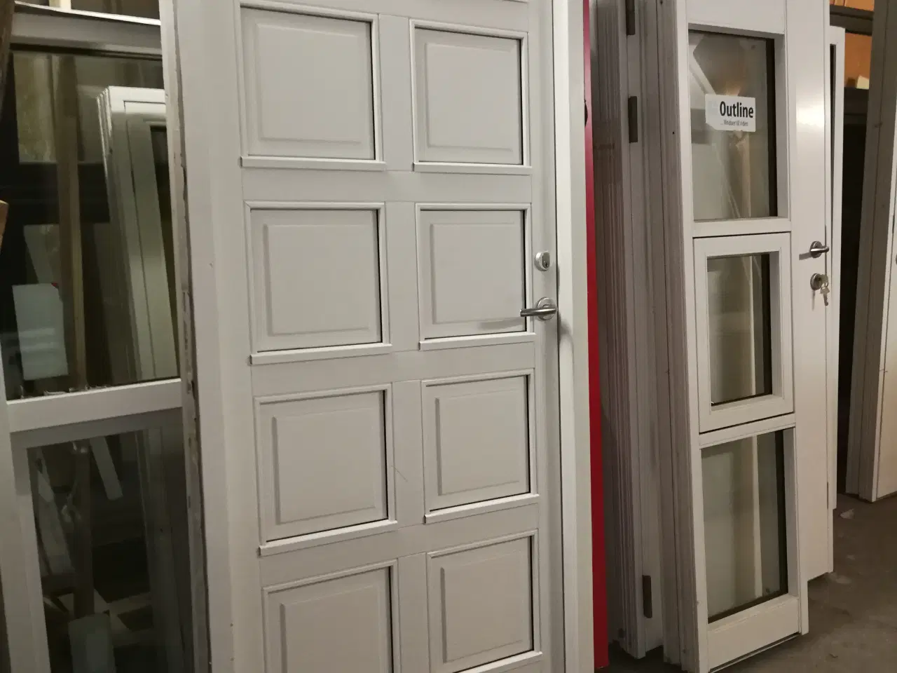 Billede 1 - FLOT FACADEDØR M/10 FYLDNINGER 92,8x214,3, KR 3800