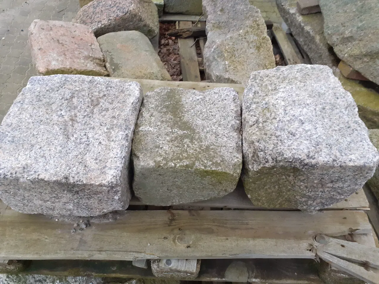 Billede 13 - Diverse granitblokke.