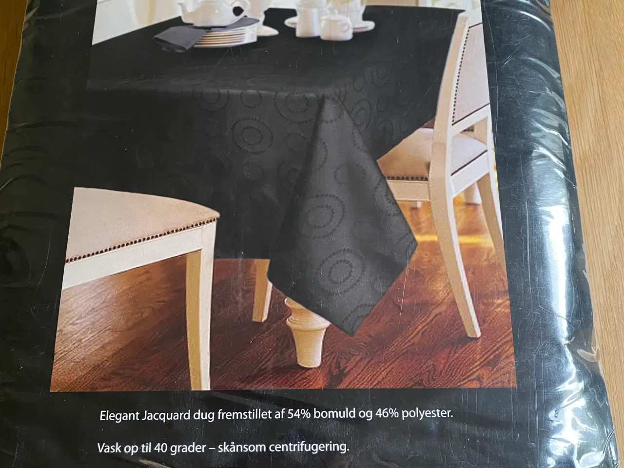 Billede 1 - Borddug Skagen Living