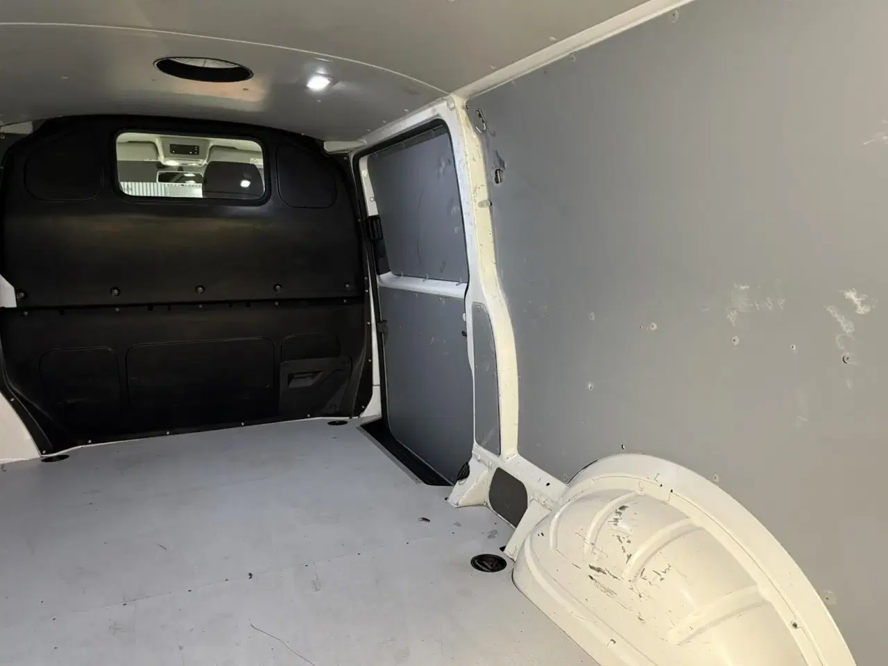 Billede 11 - VW Transporter Lang 2,0 TDI BMT 110HK Van