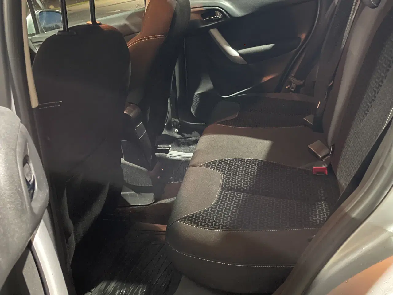 Billede 8 - Citroen C3, 2012, kørt 178000km. Velholdt