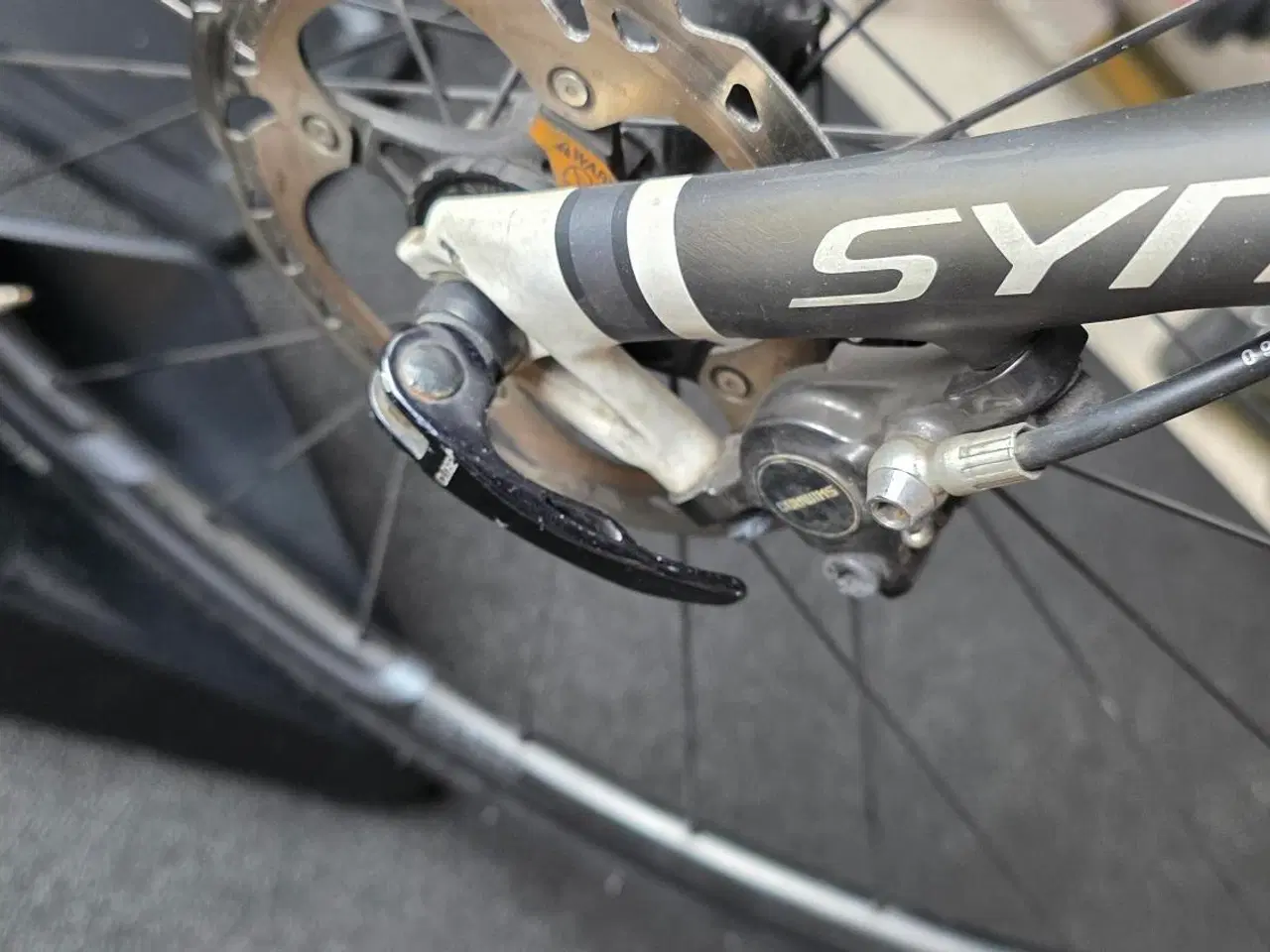 Billede 7 - Mavic Aksium One Disc 700c hjulsæt & Shimano 