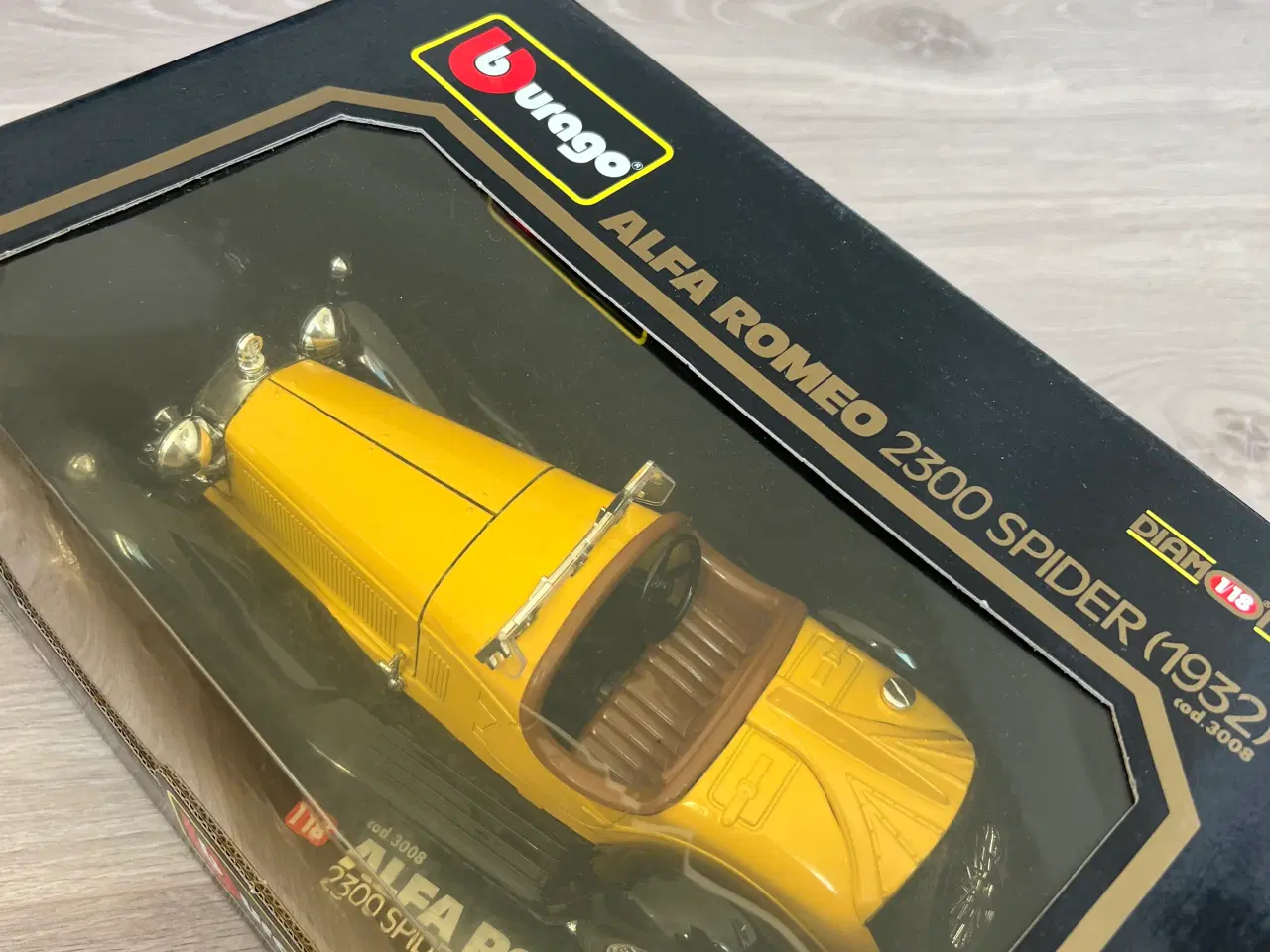 Billede 1 - Bburago Alfa Romeo 2300 Spider 1932