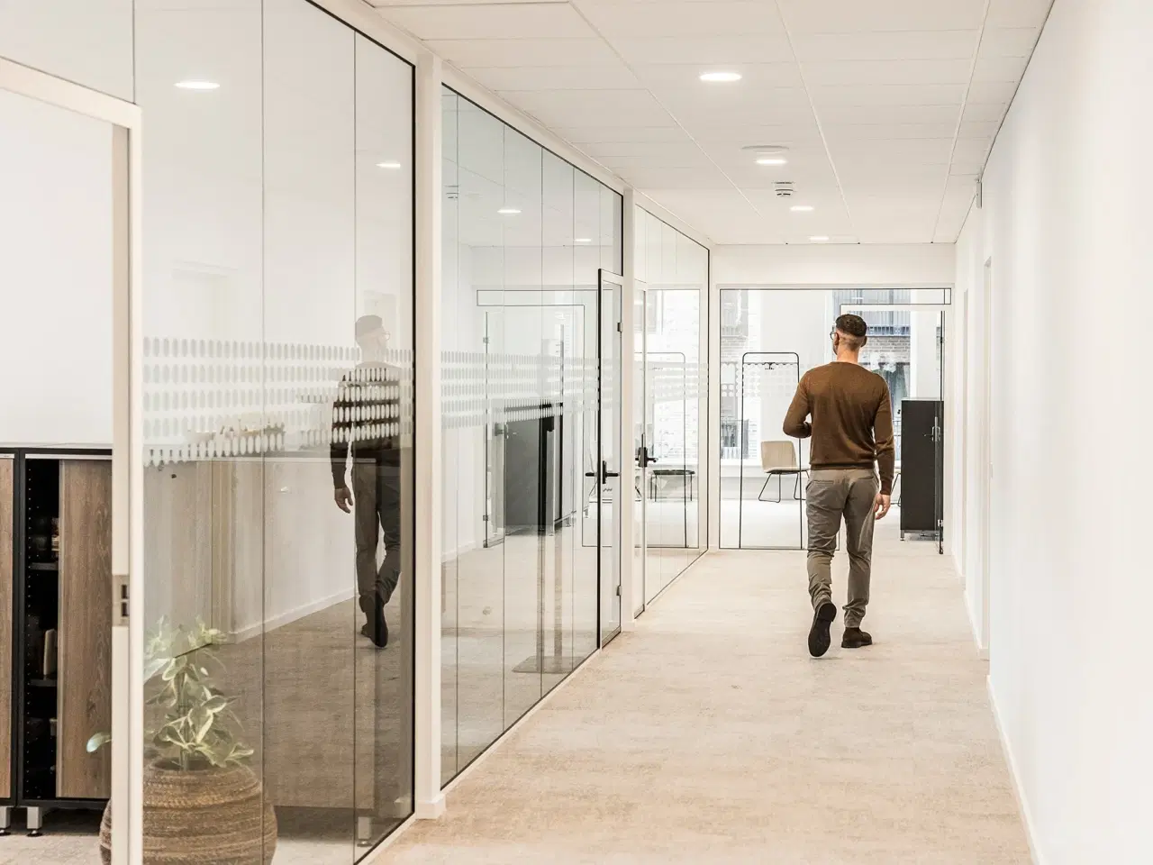 Billede 5 - Privat kontorsuite til 16 personer
